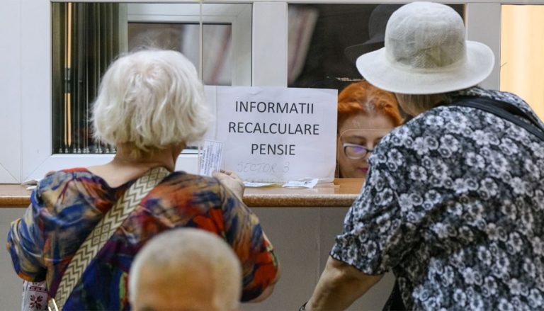 Sprijin financiar pentru pensionarii români: Ce înseamnă majorarea pensiilor cu 50 de lei începând din iulie 2025?