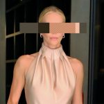 Charlize Theron: Libertatea și Critica Vârstei Mijlocii în Era Aventurelor de O Noapte
