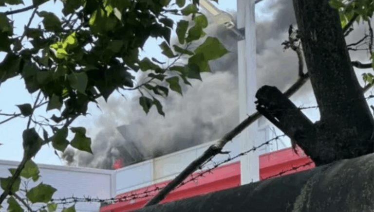 Incendiu devastator la Afi Cotroceni: Impactul unui incident de proporții asupra comunității și a siguranței publice