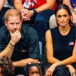 Prințul Harry și Meghan Markle: O poveste de dragoste sub presiune - Critici, umilințe și reacții regale