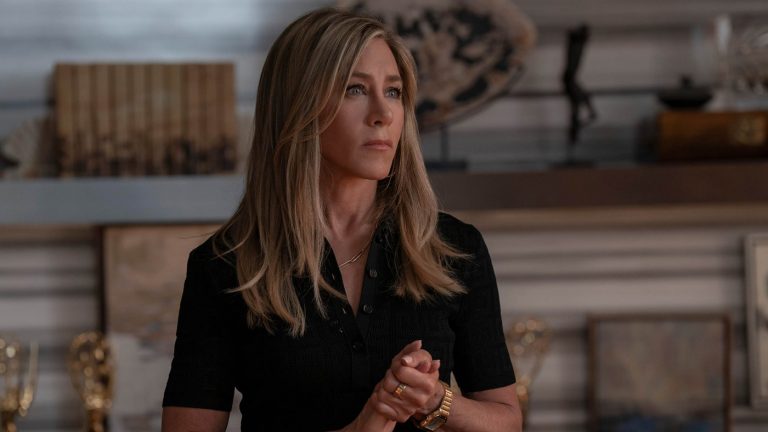 Jennifer Aniston și Dragostea la 56 de Ani: O Analiză a Relației cu Jim Curtis