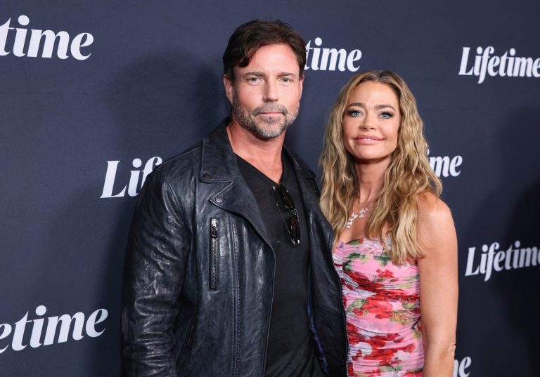 Divorțul surprinzător al actriței Denise Richards: O analiză a scandalului din showbiz