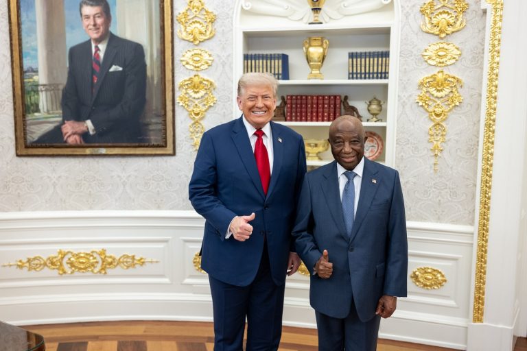 Gafele lui Donald Trump: O analiză a incidentului cu președintele Liberiei și implicațiile acestuia