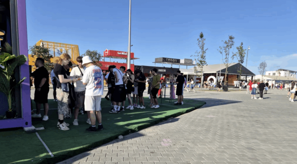 De la Euforie la Epuizare: Impactul Festivalului Beach, Please! 2025 asupra Tinerilor și Logisticii de Transport