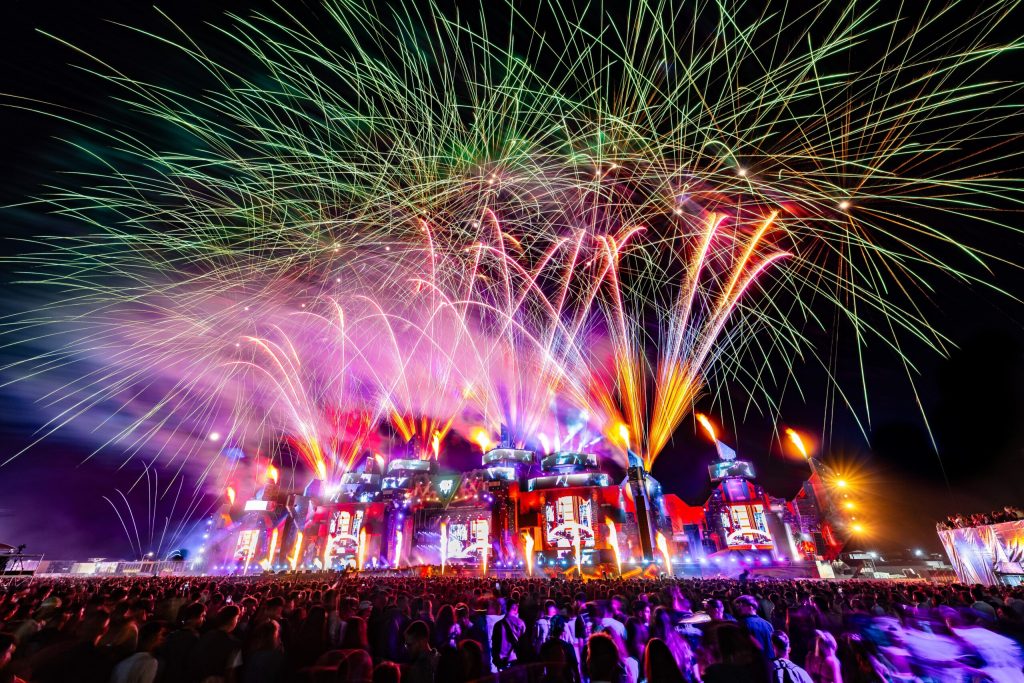 Impactul Economic și Cultural al Festivalului Beach, Please! în 2025: Analiză Detaliată