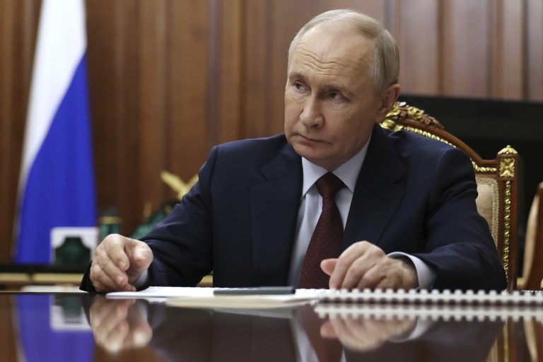 Rusia și Amenințările Nucleare: O Analiză a Tensiunilor Internaționale și a Implicațiilor pentru Ucraina și Aliații Săi