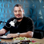 Bursucu Revine pe Micile Ecrane: O Analiză a Întoarcerii Sale și Impactul Asupra Televiziunii Românești