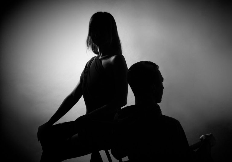 Demiromantismul: O explorare profundă a iubirii și a conexiunii emoționale