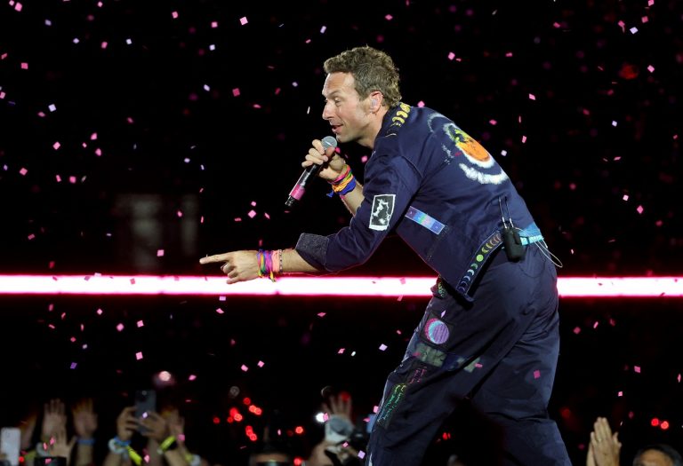 Impactul scandalului de la concertul Coldplay: Ce se află în spatele incidentului viral și implicațiile sale asupra reputației și vieții personale