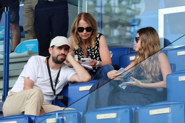 Piqué și Clara Chía: Împreună în fața zvonurilor – O analiză a relației lor și impactul asupra imaginii publice