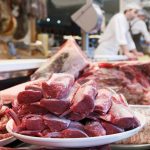 Criza alimentară în România: O tonă de carne suspectă de contaminare cu virusul pestei porcine africane