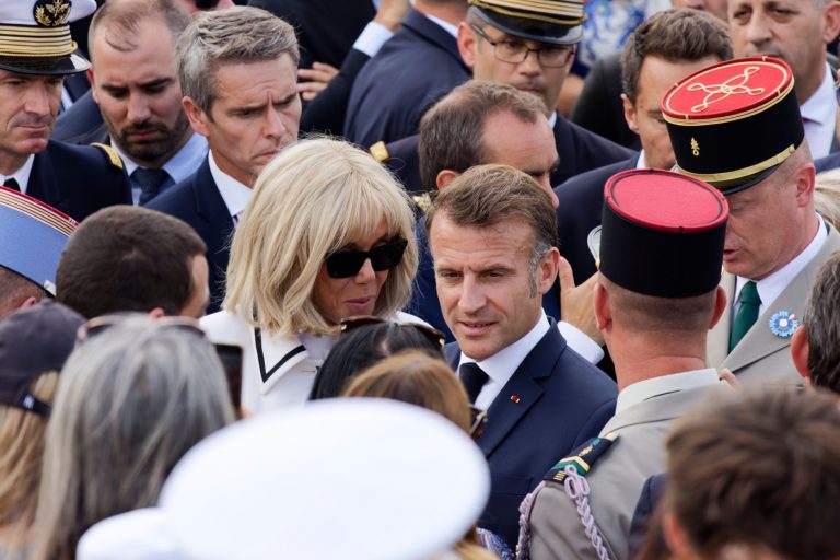 Cazul Macron vs. Candace Owens: O luptă juridică între defăimare și libertatea de exprimare