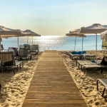 Prețurile Exorbitante pe Litoralul Românesc: Analiza Scumpirilor din Mamaia Nord și Implicațiile Asupra Turismului