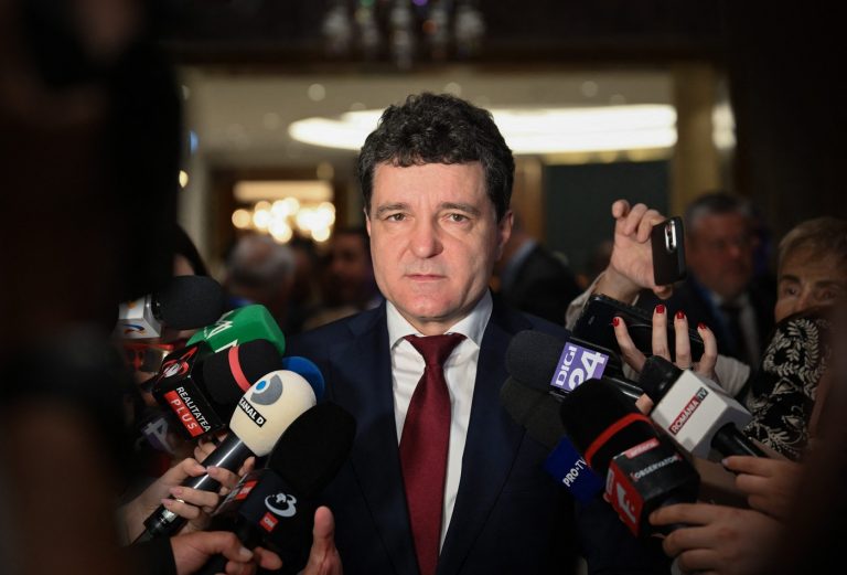 Tensiuni în spațiul aerian: Reacțiile României la amenințările Rusiei privind protecția avioanelor ucrainene