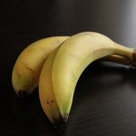 Dieta cu banane și apă caldă: Beneficii, riscuri și alimente interzise