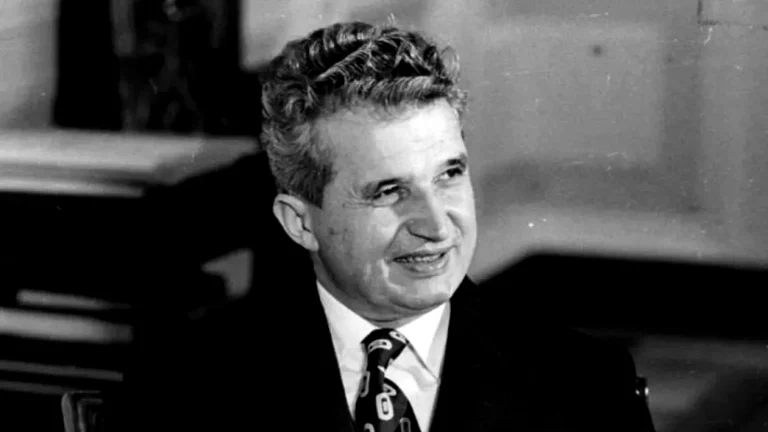 Comorile uitate ale epocii Ceaușescu: Albumul Panini și valoarea sa surprinzătoare