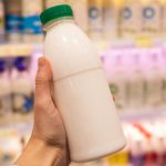 Lapte stricat vândut în România: Descoperirile șocante ale ANPC și impactul asupra sănătății consumatorilor