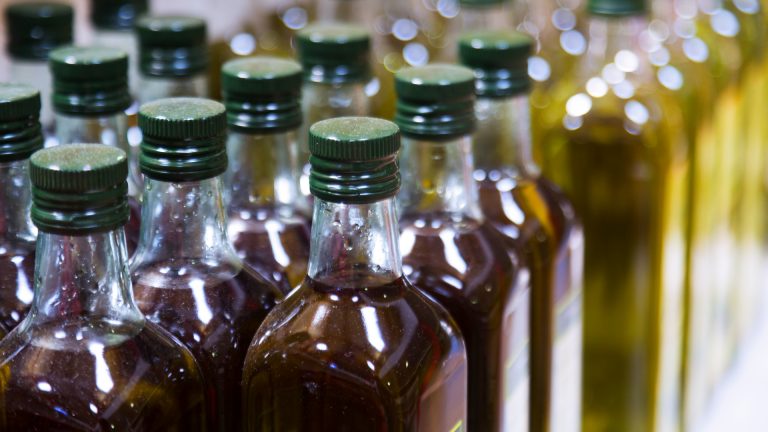 Transformarea gastronomică a României: Uleiurile sănătoase care înlocuiesc floarea-soarelui
