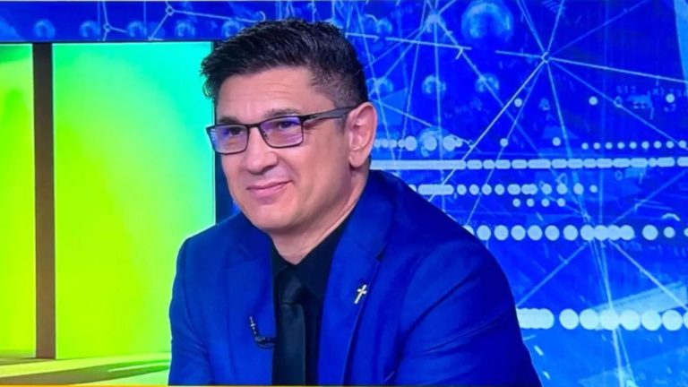 Luis Lazarus critică momentul în care Silviu Vexler a rupt poza cu Eminescu: ”Legea Vexler pune pumnul în gură românilor”