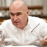 Industria băuturilor îl avertizează pe Bolojan: Majorarea accizei cu 10% la 1 ianuarie pune în pericol mii de locuri de muncă