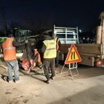 Intervenție de urgență în Galați: echipele au rupt un drum pentru a salva o comună de inundații