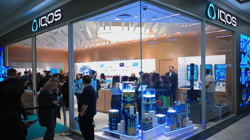IQOS deschide un nou capitol în AFI Cotroceni: artă, design și experiențe sub conceptul 2.0