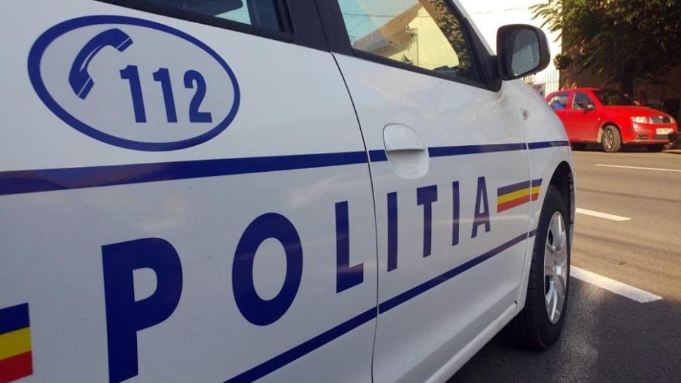Descoperire șocantă în județul Timiș. 74 de bătrâni ținuți în condiții inumane în casa directoarei azilului care a fost închis pentru nereguli