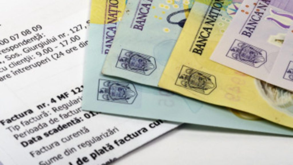 Facturile la energie electrică sunt cu 60% mai mari față de anul trecut. Statistica dezastrului creat de Bolojan