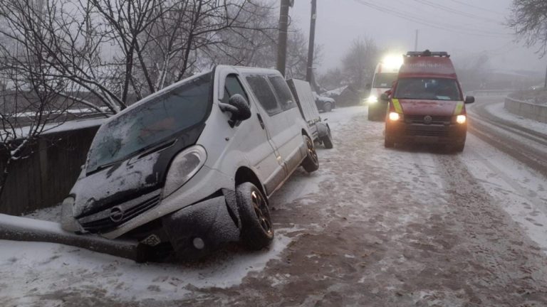 Vreme de iarnă adevărată între Crăciun și Anul Nou. Cod PORTOCALIU de viscol și vizibilitate redusă, temperaturile coboară sub minus 10 grade - HARTA