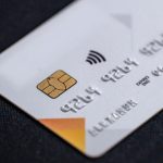 Plățile cash vor fi limitate la 10.000 de euro. Europa reduce dependența de numerar