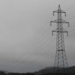 Nenorocirea continuă: curent tăiat în Prahova, după ce locuitorii nu au apă de 10 zile. Mai multe localități au rămas fără curent electric