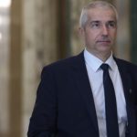 Ministrul Justiției, Radu Marinescu, „pune batista pe țambal”, în scandalul CCR: „Nu am competențe, nu comentez!”