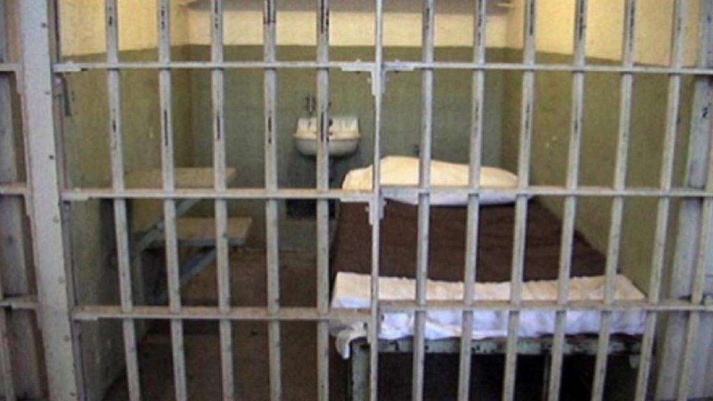 Sentință definitivă. Câți ani de închisoare va face bărbatul din Alba care a violat șase fete, între care și fiica sa
