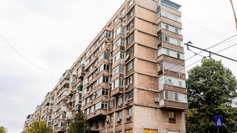 Ce amenzi se aplică la bloc în 2026 pentru nerespectarea orelor de liniște