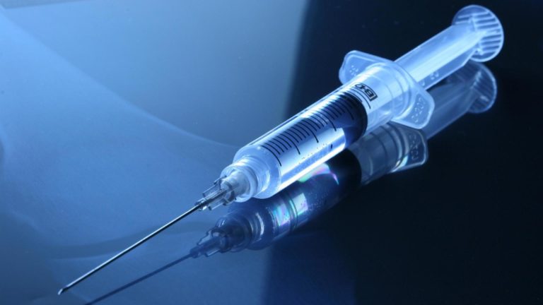 Societatea Națională de Medicina Familiei îndeamnă populația să se vaccineze antigripal odată cu debutul sezonului gripal