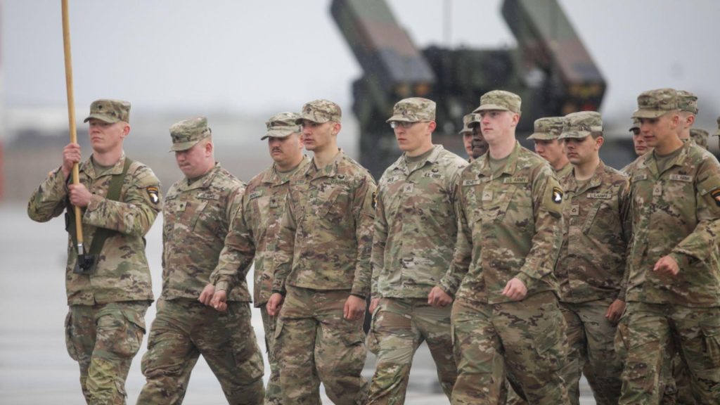 Congresul SUA adoptă strategia de apărare și blochează decizia lui Trump de a retrage militarii americani din Europa