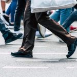 Mii de români riscă să rămână fără locuri de muncă în 2026. Industria auto, IT și producția - vizate de concedieri masive