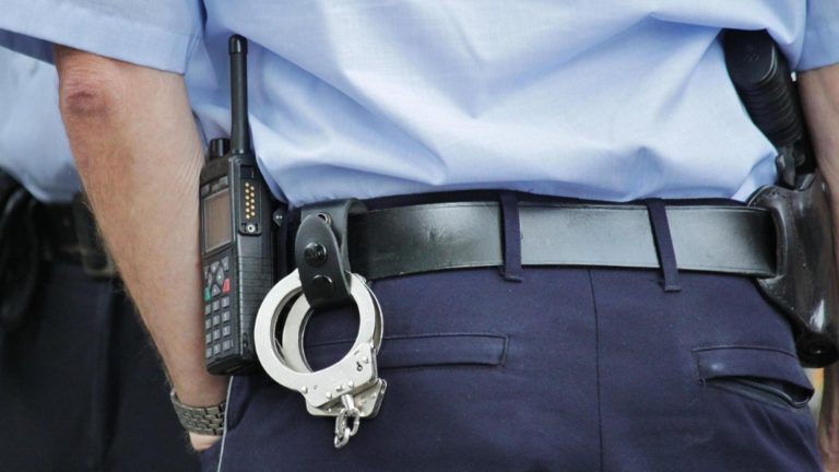 Dramă în ziua de Crăciun: o fetiță de doi ani a murit după ce a căzut în iaz