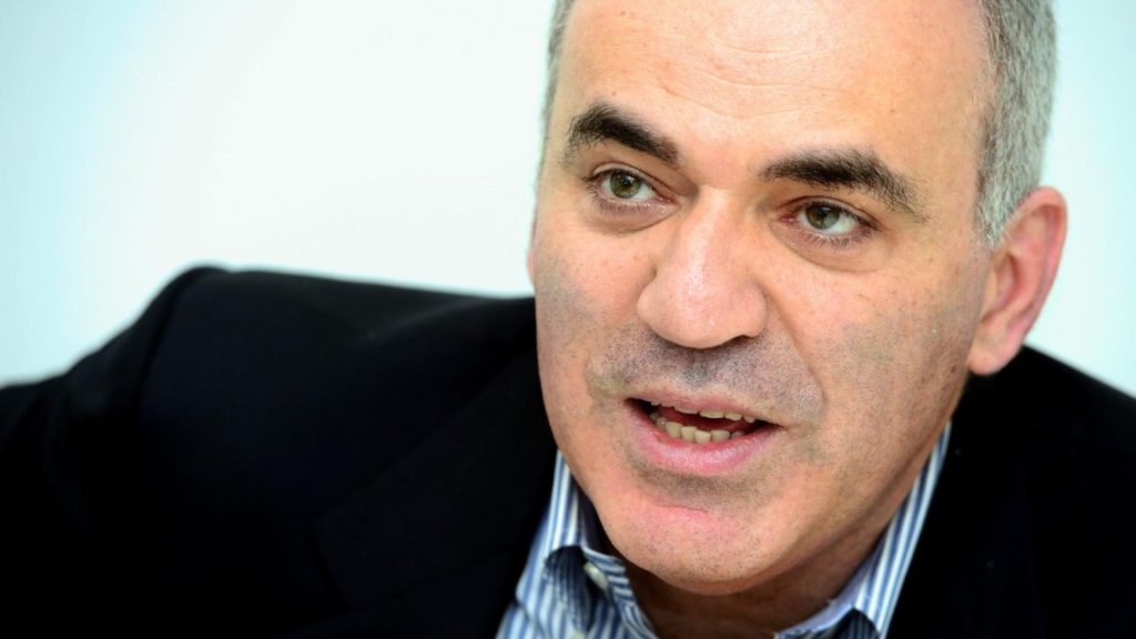 Instanță rusă dispune arestarea în lipsă a lui Gari Kasparov. De ce este acuzat celebrul șahist