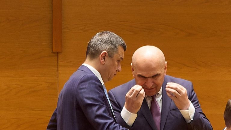 Grindeanu i-a cerut lui Bolojan demiterea rezistei de la Mediu și desființarea ESZ Prahova care a lăsat oamenii fără apă - SURSE