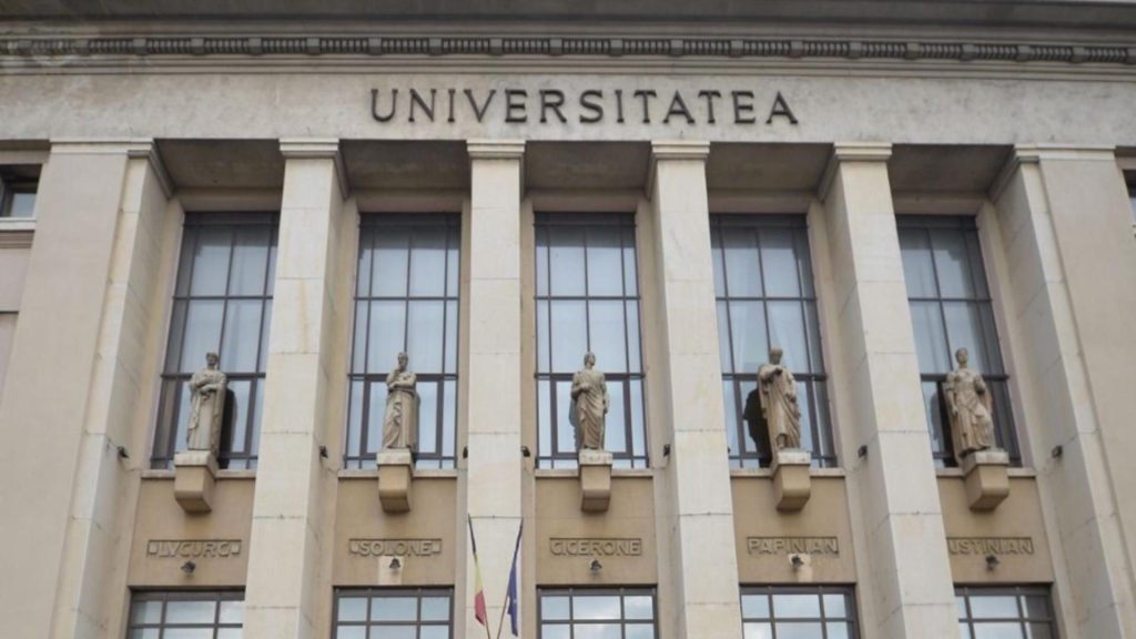Ministerul Educației vrea 60 de milioane de euro în plus, în 2026, pentru bursele sociale ale studenților