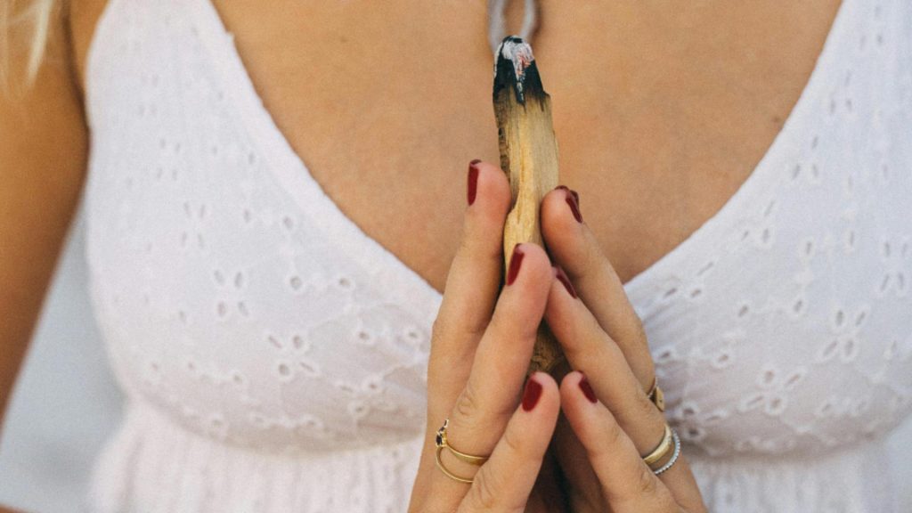 Cel mai puternic ritual pentru 1 ianuarie. Ce trebuie să faci cu ocazia portalului 1.01 pentru a-ți îndeplini dorințele?