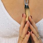 Cel mai puternic ritual pentru 1 ianuarie. Ce trebuie să faci cu ocazia portalului 1.01 pentru a-ți îndeplini dorințele?