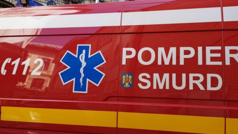 Accident rutier în Botoșani. Un autocar cu 40 de elevi s-a ciocnit cu un microbuz, joi dimineața
