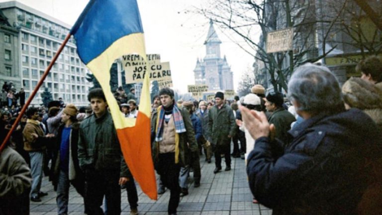 Timișoara, 20 decembrie 1989. Ziua în care România a început să respire libertate. Cum arăta orașul Revoluției acum 36 de ani VIDEO