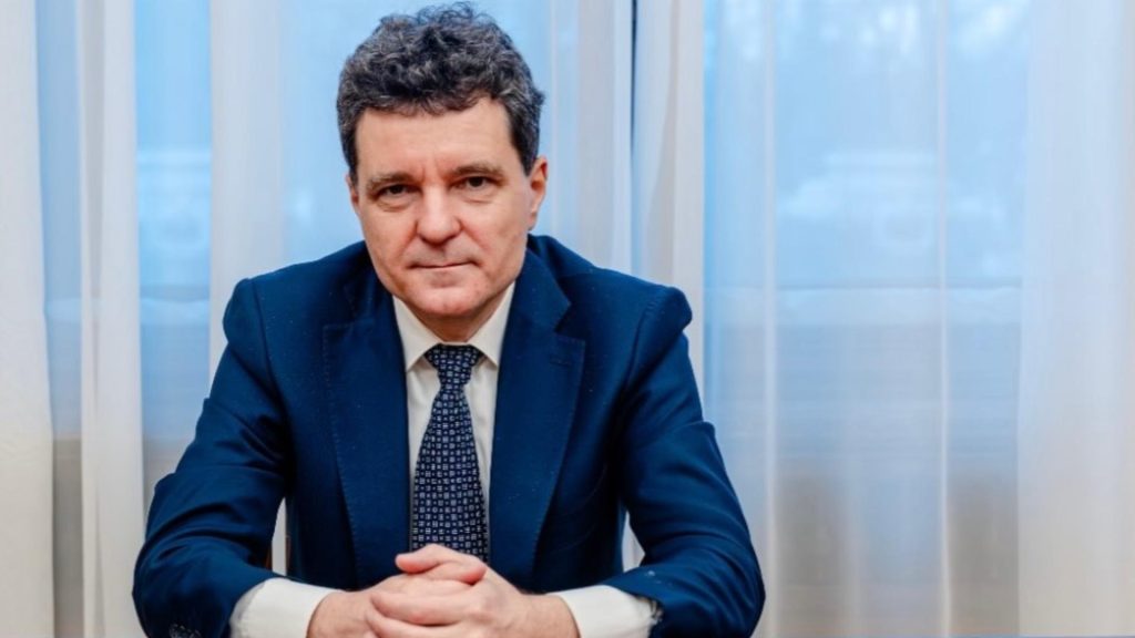 Se cere desființarea grupului de lucru la Guvern. Revocarea unui judecător CCR, pe masa Curții  de Apel