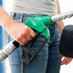 Noi scumpiri anunțate la pompă. Prețurile la benzină și motorină ar putea exploda din nou. Care este motivul