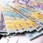 Bărbat judecat pentru trafic de influență după ce ar fi cerut mii de euro promițând intervenții la polițiști și magistrați