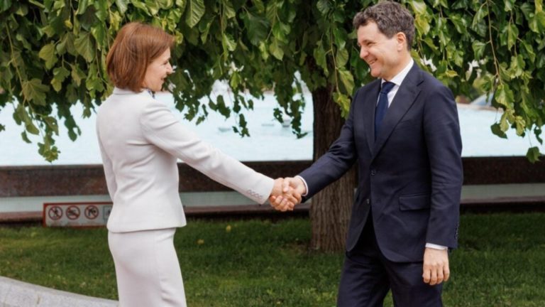 Nicușor Dan, răspuns evaziv la dorințele Maiei Sandu ca Moldova să fie parte din România