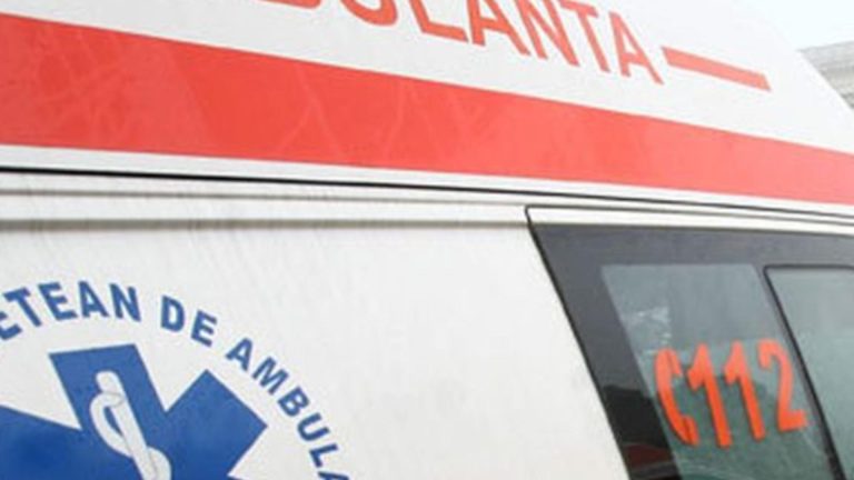 Moarte cumplită pentru un bărbat din Târgu Mureș care a vrut doar să se încălzească: s-a intoxicat după ce a aprins haine într-o boxă